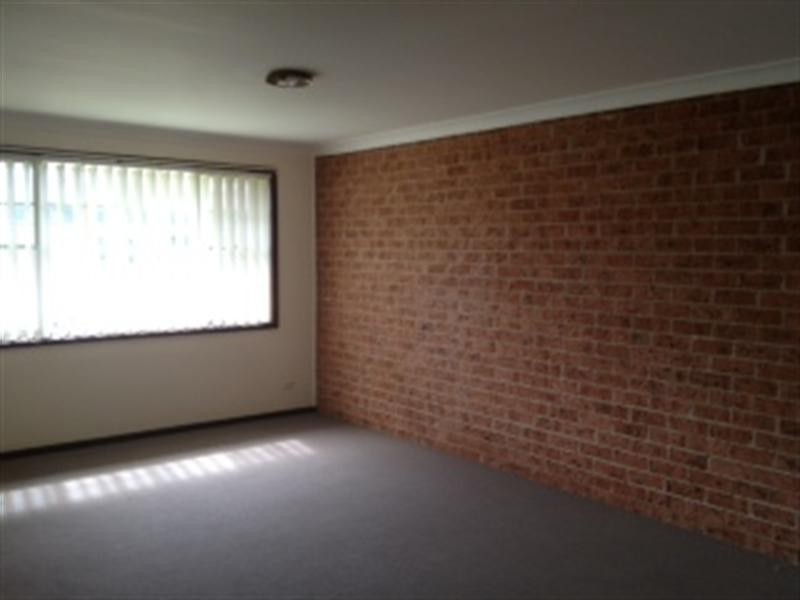 2/17 Coomea Street, Bomaderry NSW 2541