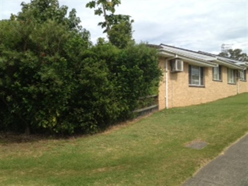 2/17 Coomea Street, Bomaderry NSW 2541