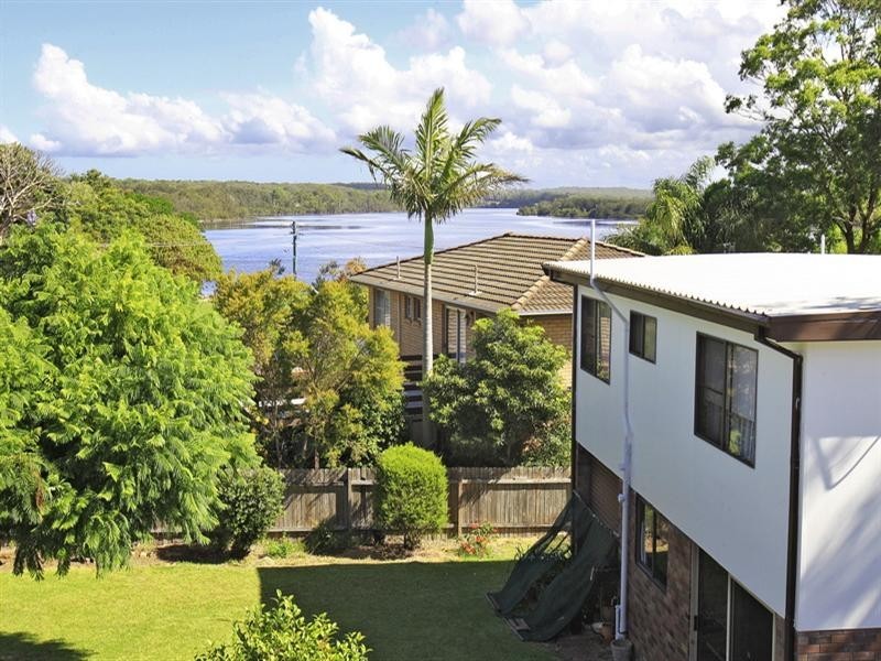 18 Bartlett Drive, Greenwell Point NSW 2540