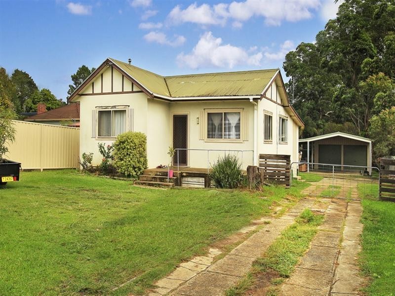 43 Albatross Road, Nowra NSW 2541