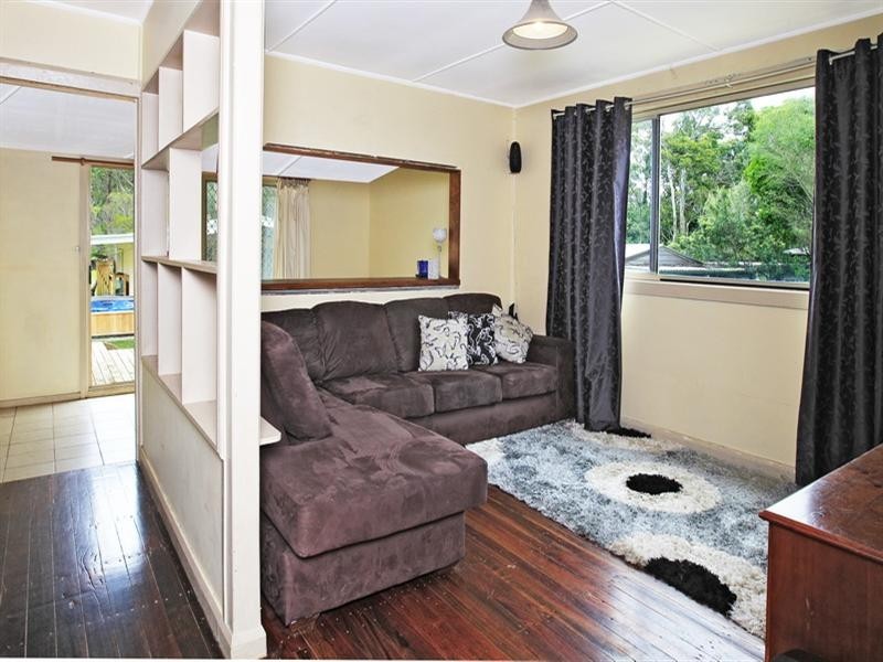 43 Albatross Road, Nowra NSW 2541