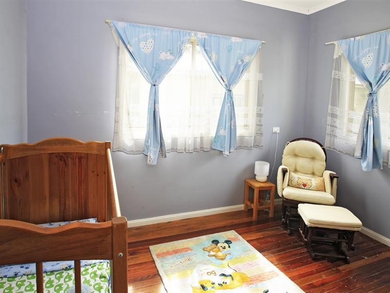 43 Albatross Road, Nowra NSW 2541