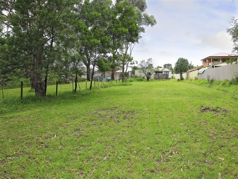 43 Albatross Road, Nowra NSW 2541
