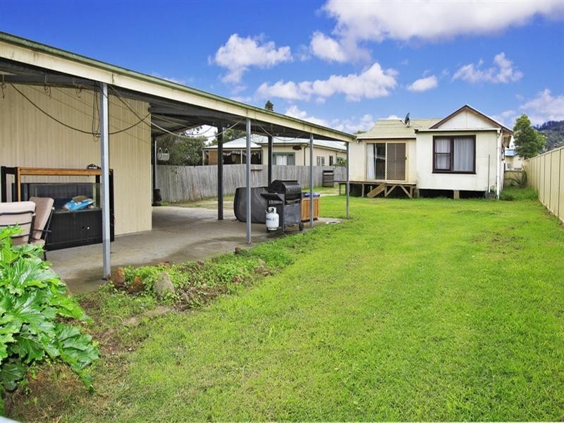43 Albatross Road, Nowra NSW 2541