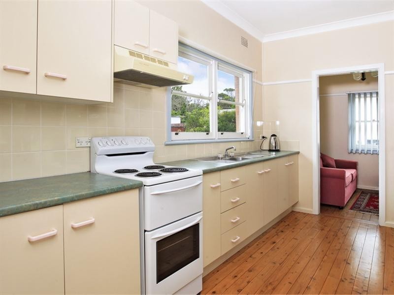 34 McIntosh Street, Shoalhaven Heads NSW 2535