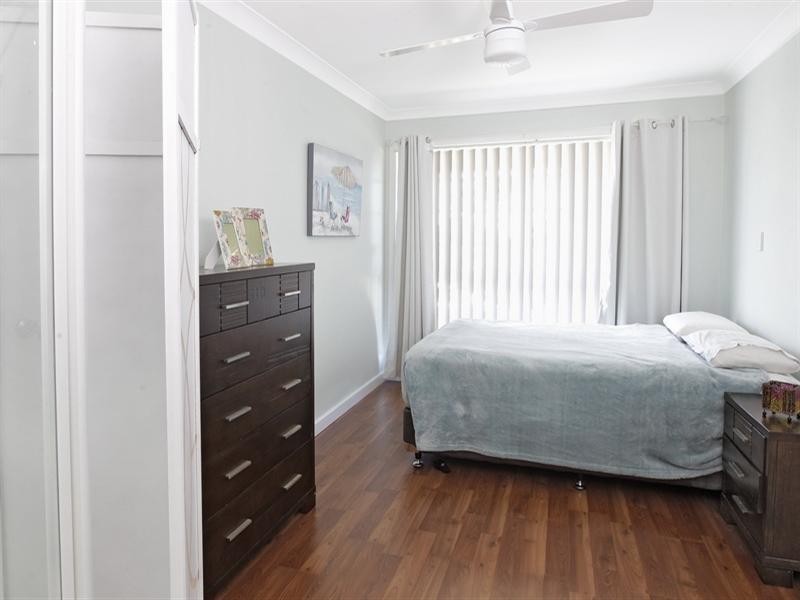 4 Folia Close, West Nowra NSW 2541