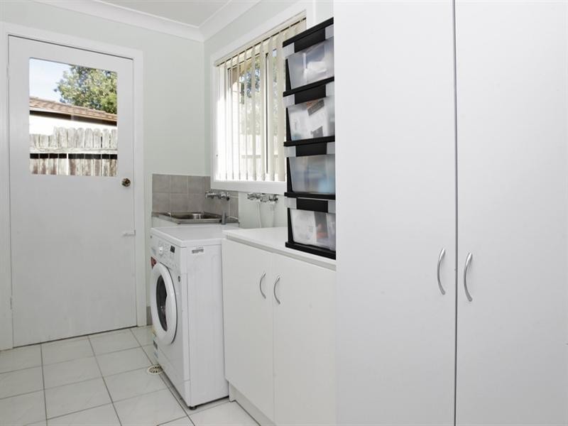 4 Folia Close, West Nowra NSW 2541