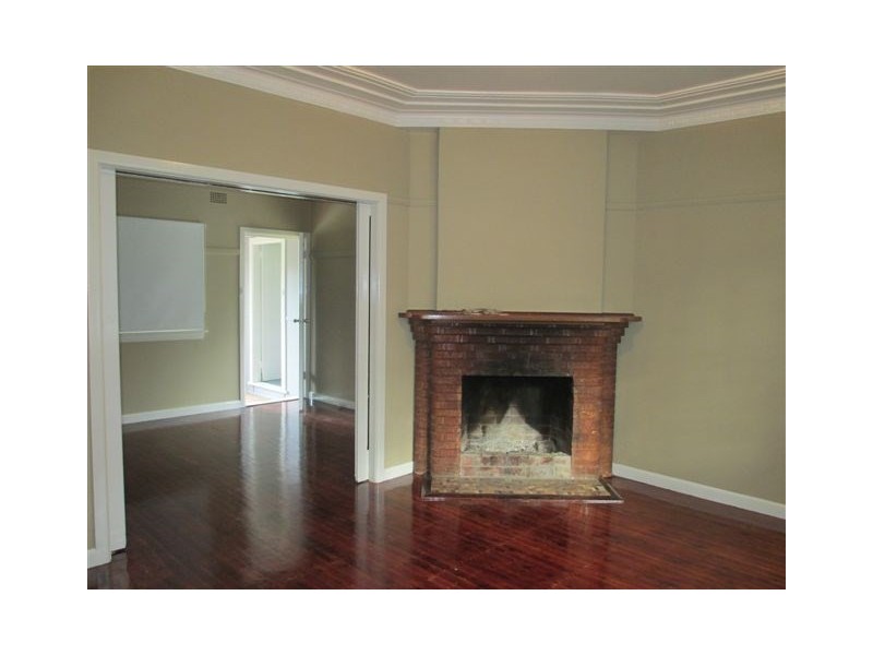 70 East Street, Nowra NSW 2541