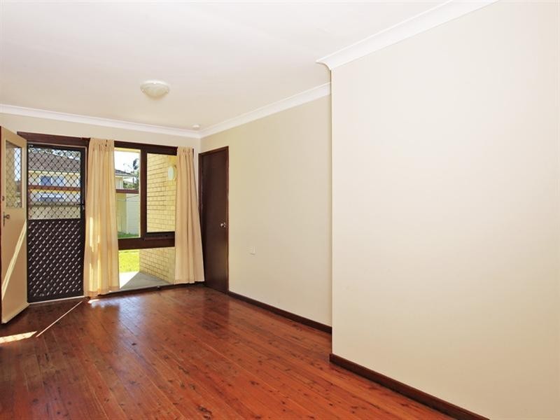 21 Alfred Street, Bomaderry NSW 2541