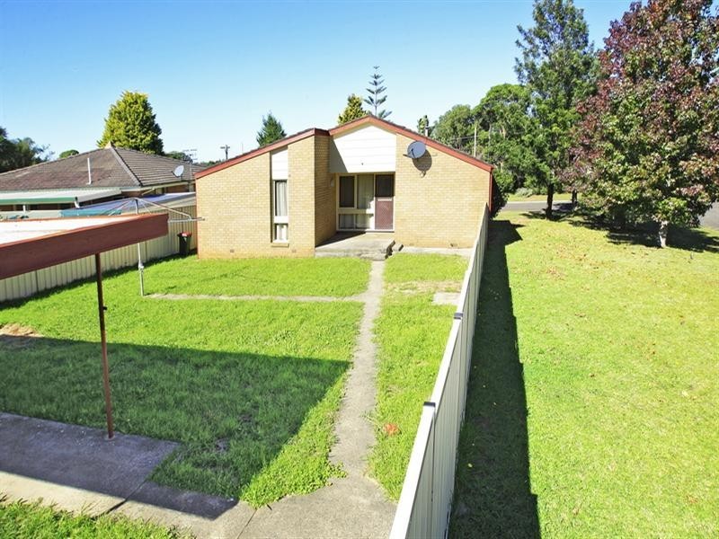 21 Alfred Street, Bomaderry NSW 2541