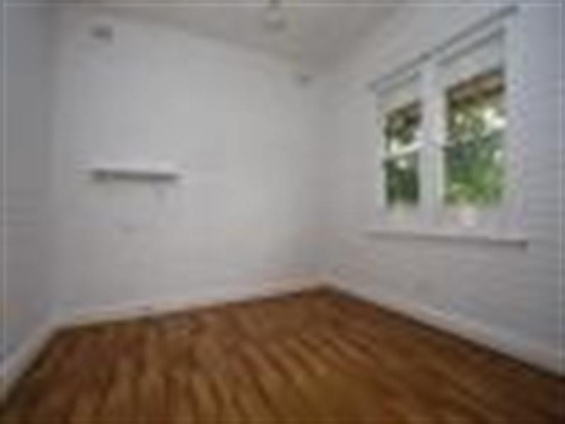 55 osborne Street, Nowra NSW 2541