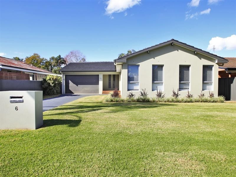 6 Lyrebird Drive, Nowra NSW 2541