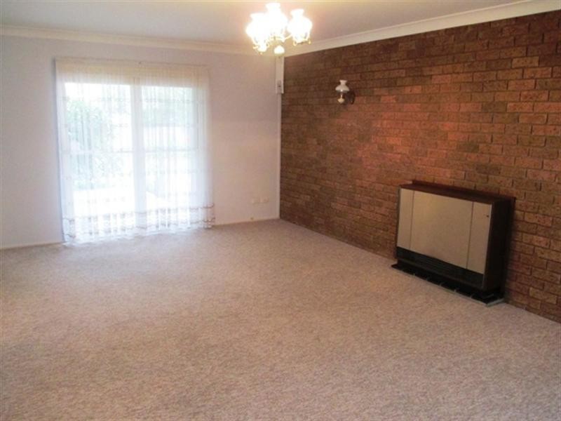 33 Elia Avenue, Nowra NSW 2541