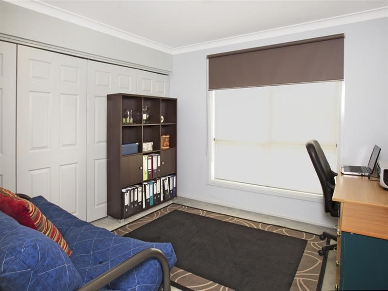 4 Tindall Place, North Nowra NSW 2541