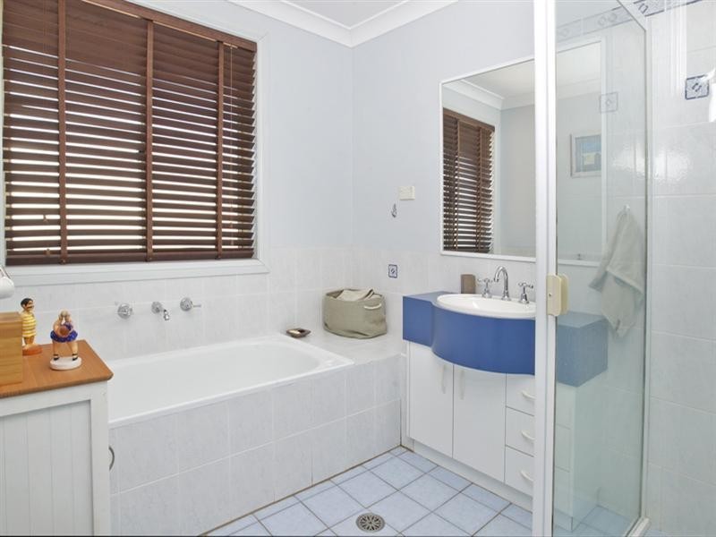 4 Tindall Place, North Nowra NSW 2541