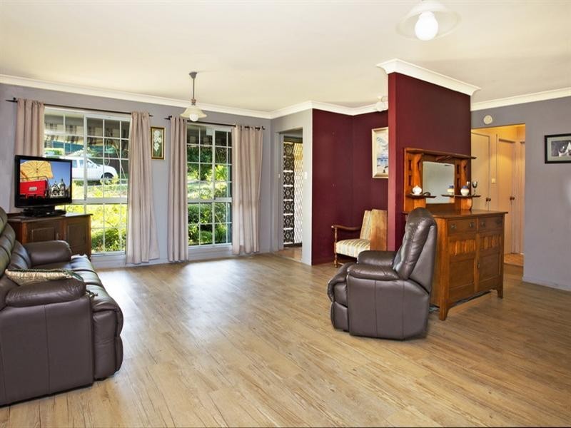 1 Beyeri Avenue, West Nowra NSW 2541