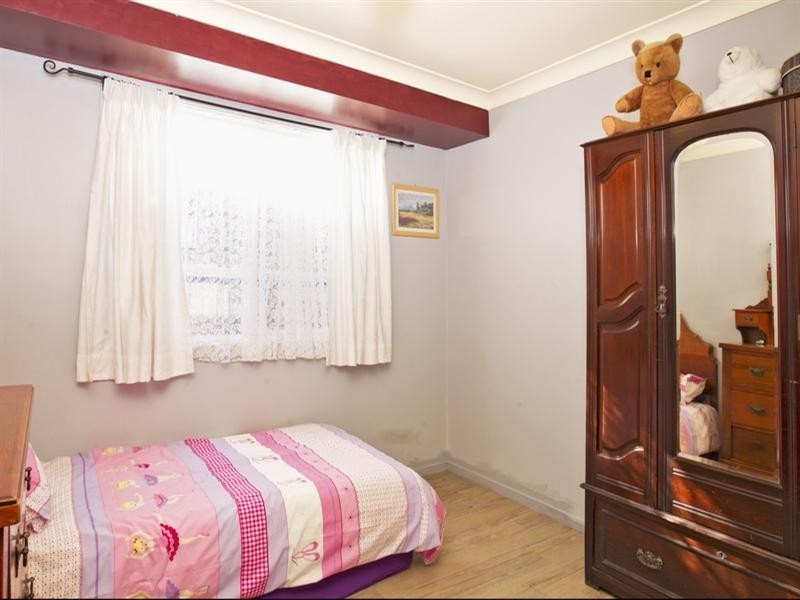 1 Beyeri Avenue, West Nowra NSW 2541
