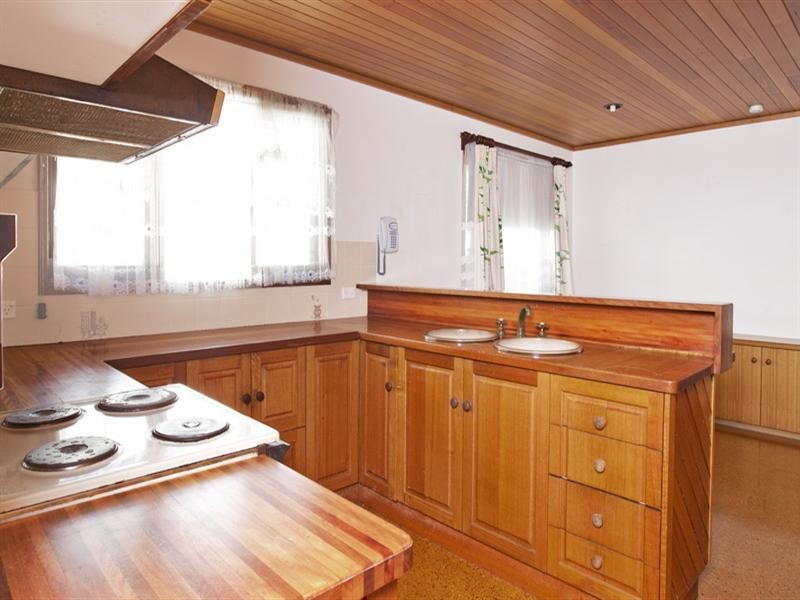 141 Meroo Road, Bomaderry NSW 2541