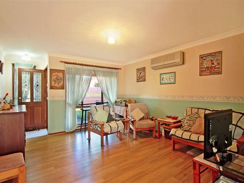 2/110 Lyndhurst Drive, Bomaderry NSW 2541