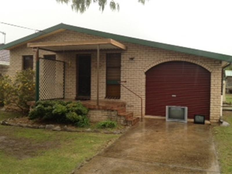 8 Page Avenue, North Nowra NSW 2541