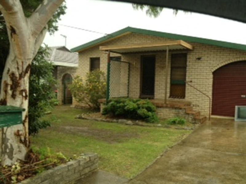 8 Page Avenue, North Nowra NSW 2541