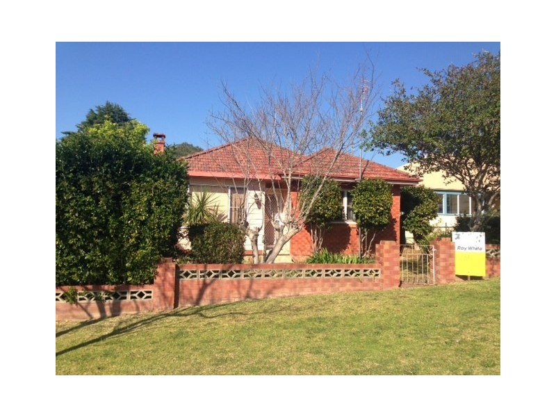 26 Douglas Street, Nowra NSW 2541