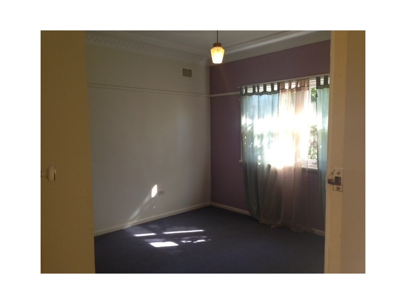 26 Douglas Street, Nowra NSW 2541