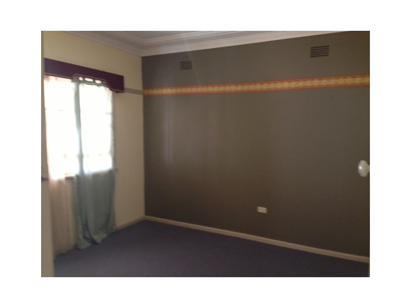 26 Douglas Street, Nowra NSW 2541