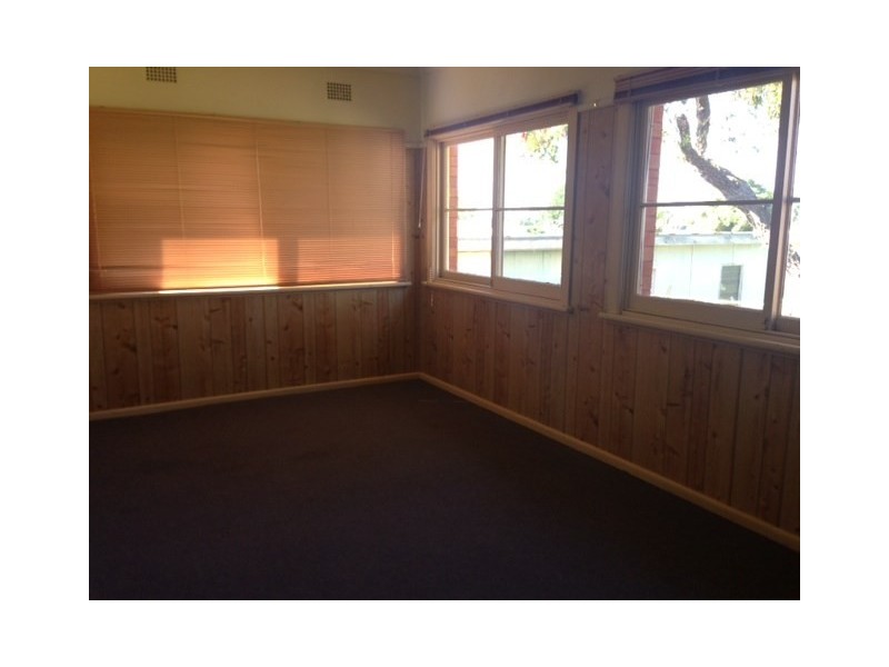 26 Douglas Street, Nowra NSW 2541