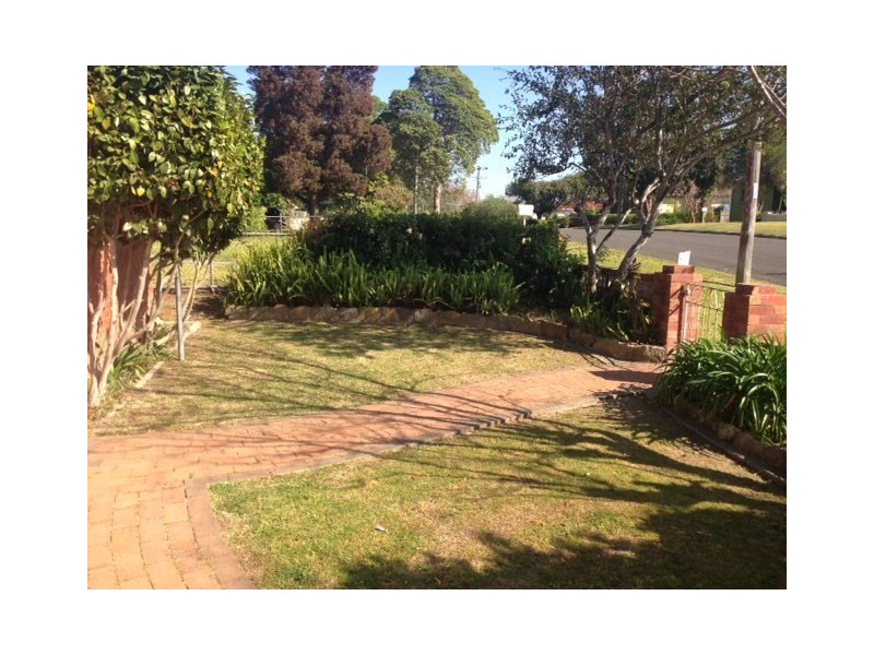 26 Douglas Street, Nowra NSW 2541