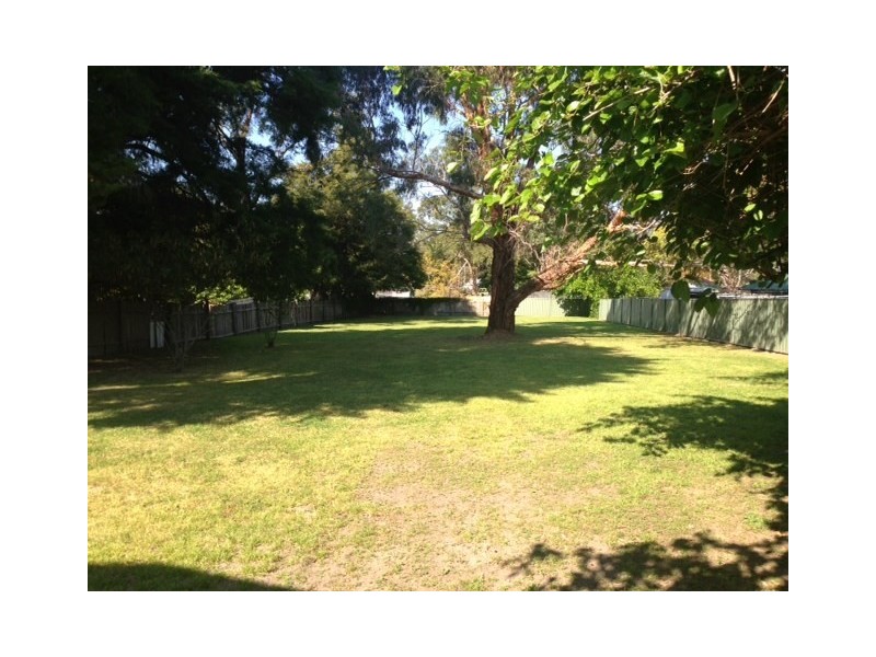 26 Douglas Street, Nowra NSW 2541