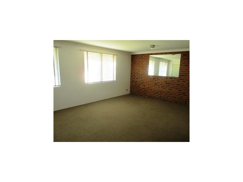 7/45 Brinawarr Street, Bomaderry NSW 2541