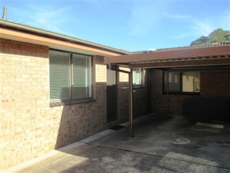 9/43-45 brinawarr Street, Bomaderry NSW 2541