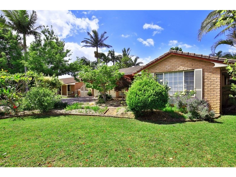 8 Woorin Close, Bomaderry NSW 2541