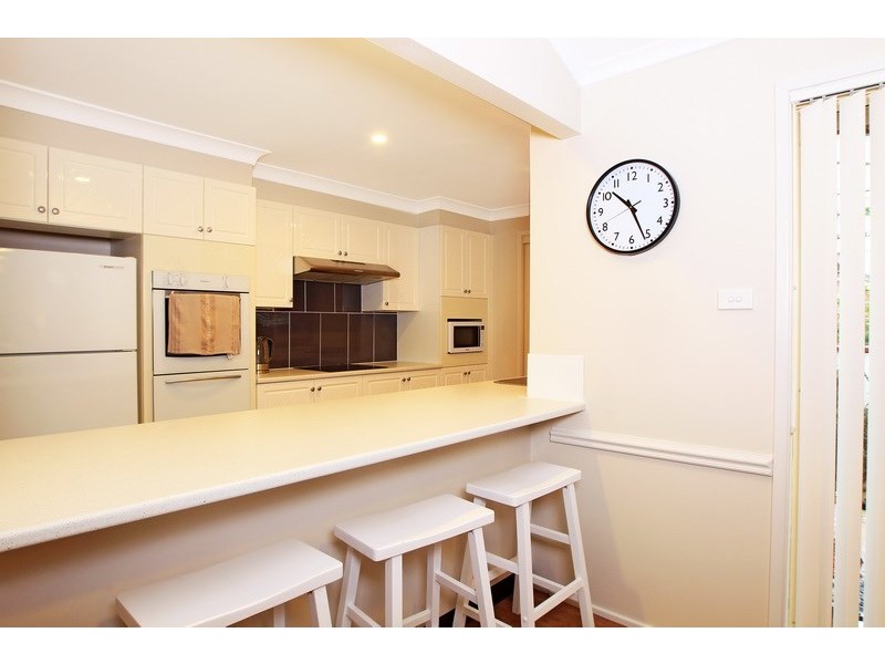 8 Woorin Close, Bomaderry NSW 2541