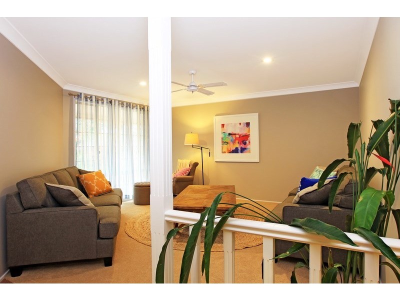 8 Woorin Close, Bomaderry NSW 2541