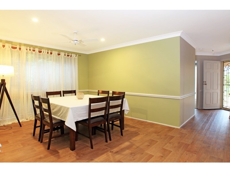 8 Woorin Close, Bomaderry NSW 2541