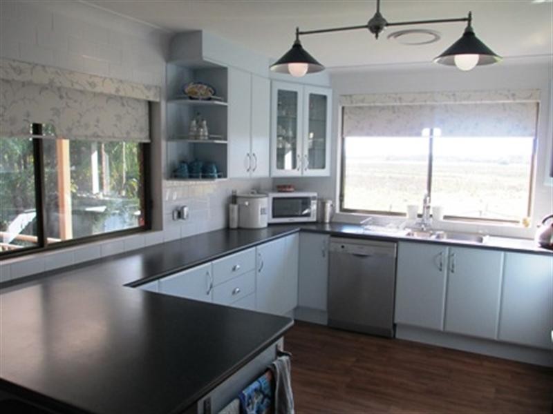 70 Salisbury Drive, Nowra NSW 2541