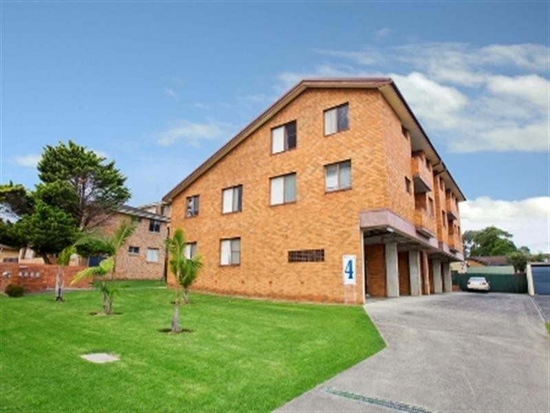 8/4 Shorland Place, Nowra NSW 2541