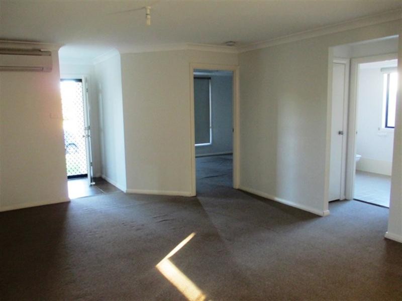 63 Meroo Road, Bomaderry NSW 2541