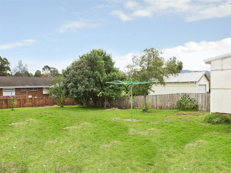 17 Osborne Street, Nowra NSW 2541