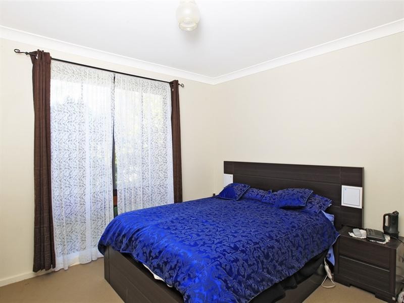 4 Groudle Glen, Bomaderry NSW 2541