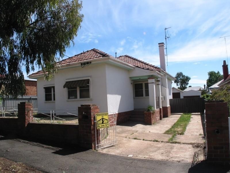 82 Eaglehawk Road, Bendigo VIC 3550