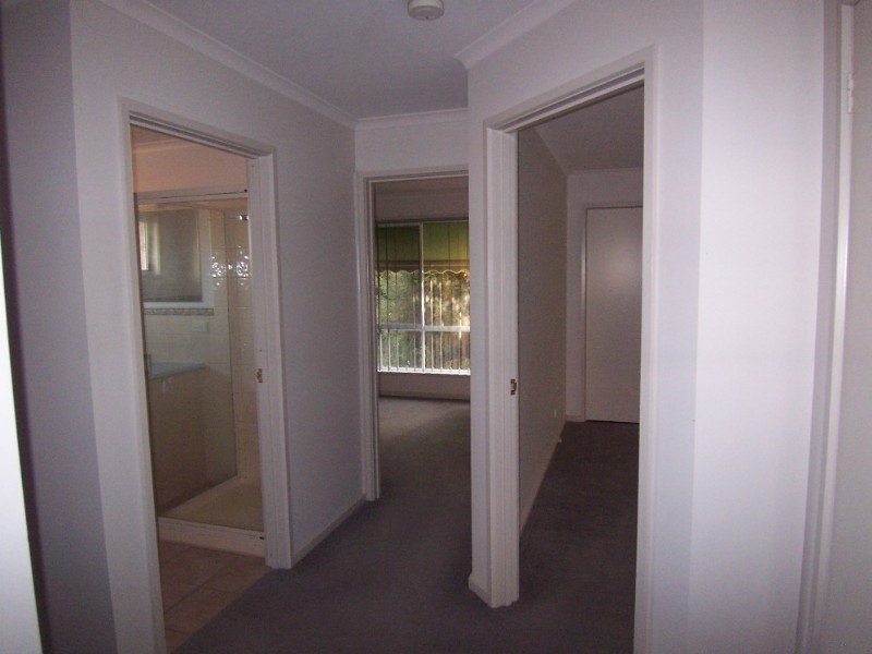 12 Sunset Boulevard, Spring Gully VIC 3550