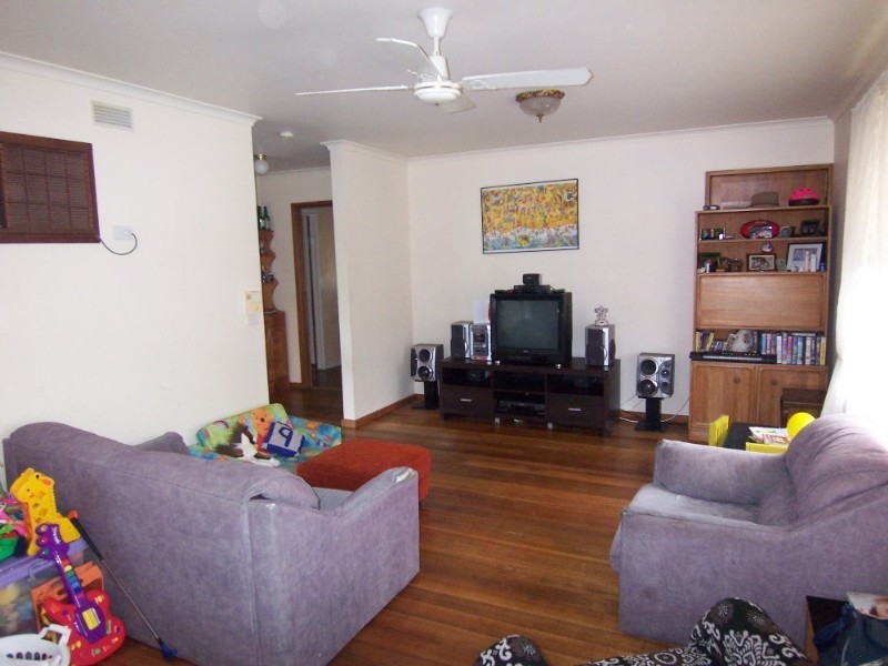 36 Derwent Drive, Long Gully VIC 3550