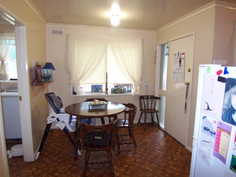 36 Derwent Drive, Long Gully VIC 3550