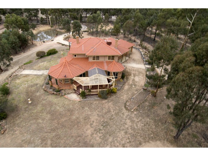 124 Bennetts Road, Junortoun VIC 3551