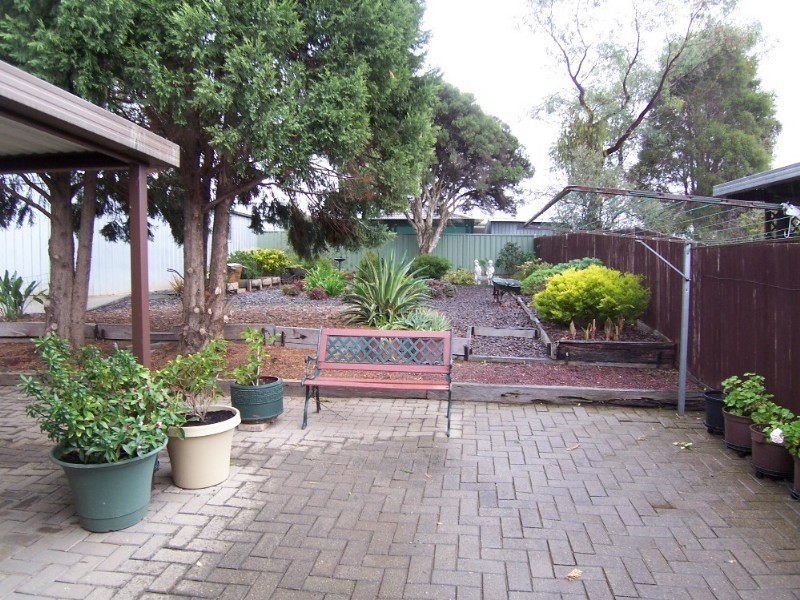 67 Gill Avenue, California Gully VIC 3556