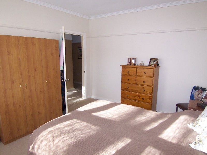 2 Carter Street, Flora Hill VIC 3550