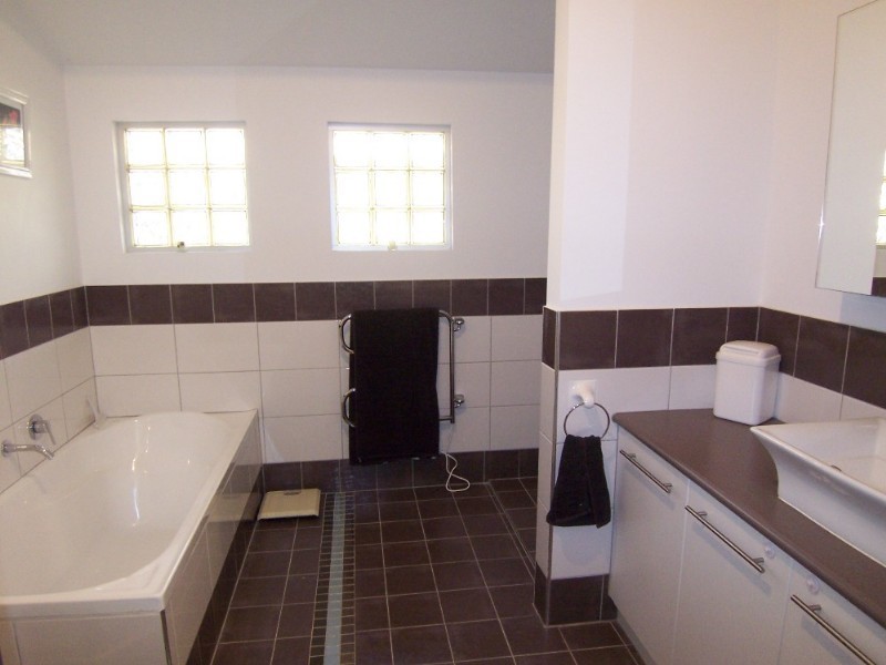 2 Carter Street, Flora Hill VIC 3550